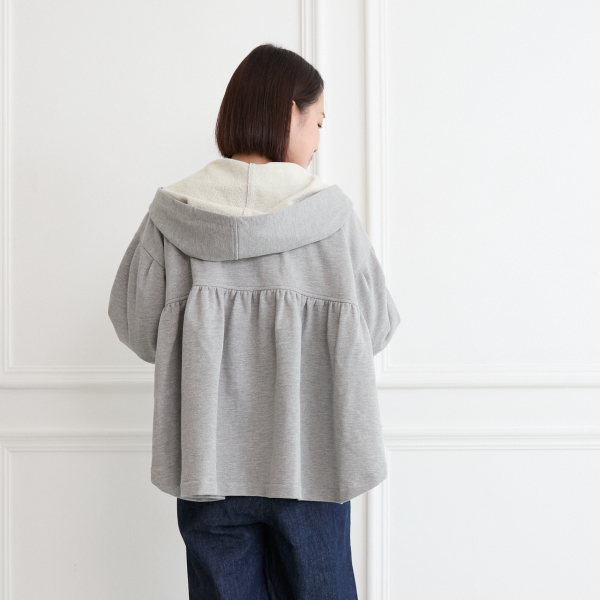 大きめフードの大人のフリル スウェットパーカー グレー 0776Grey
