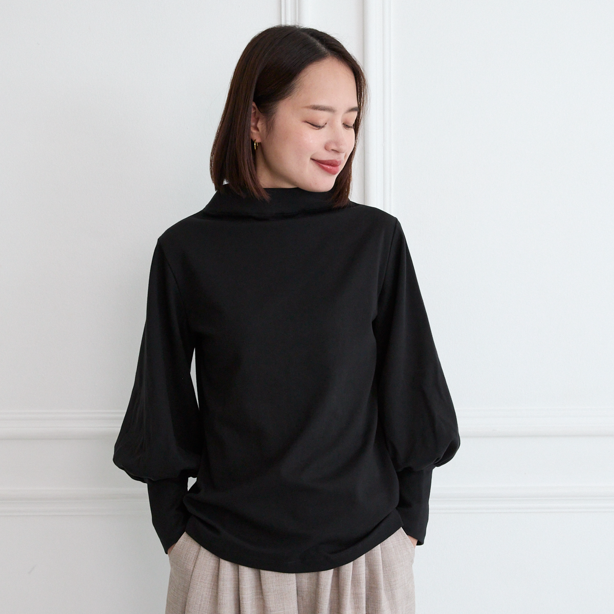【🧵✨再販🤍🖤3サイズ】ゆとりボトルネック バルーン袖　長袖　ブラック　0261BK