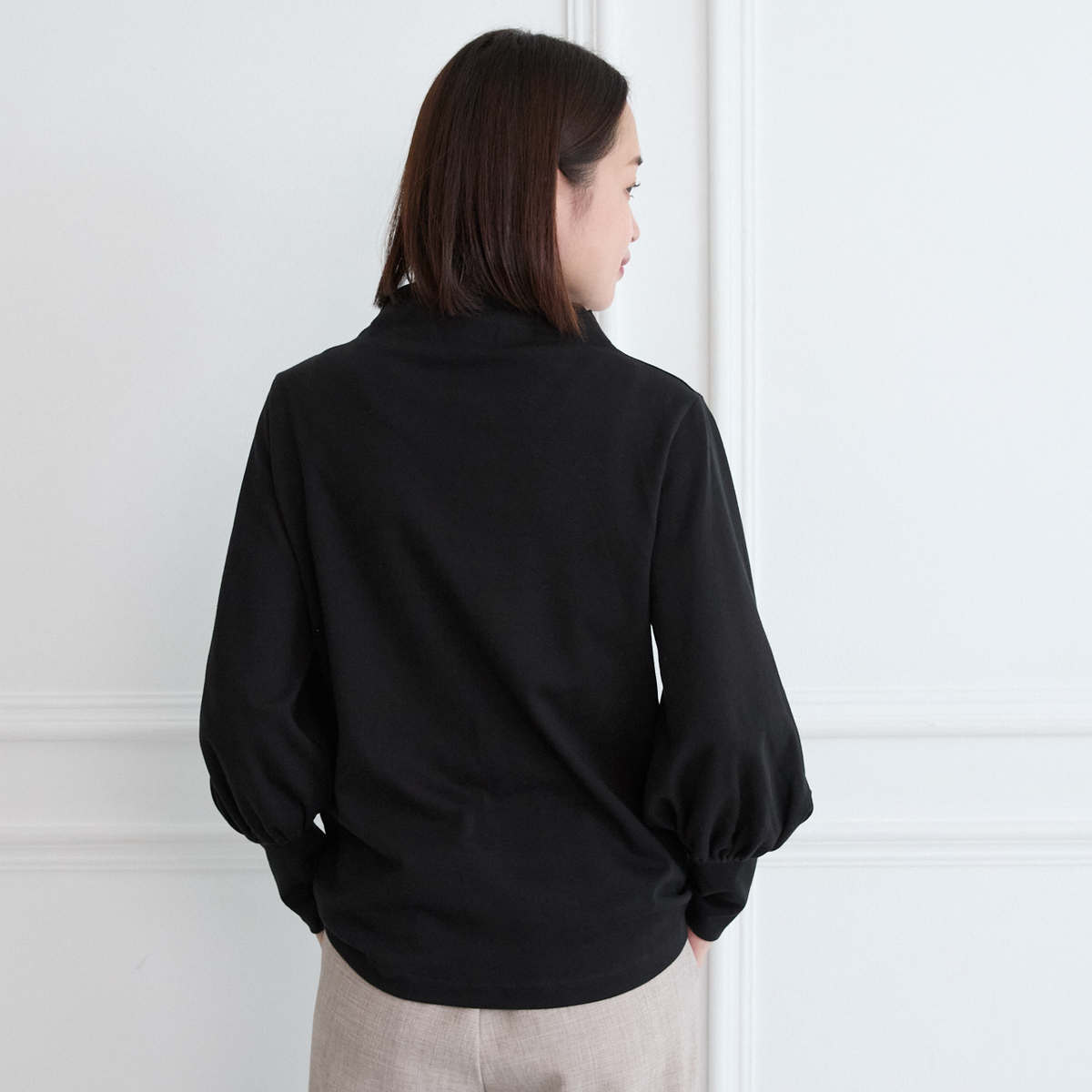 【🧵✨再販🤍🖤3サイズ】ゆとりボトルネック バルーン袖　長袖　ブラック　0261BK