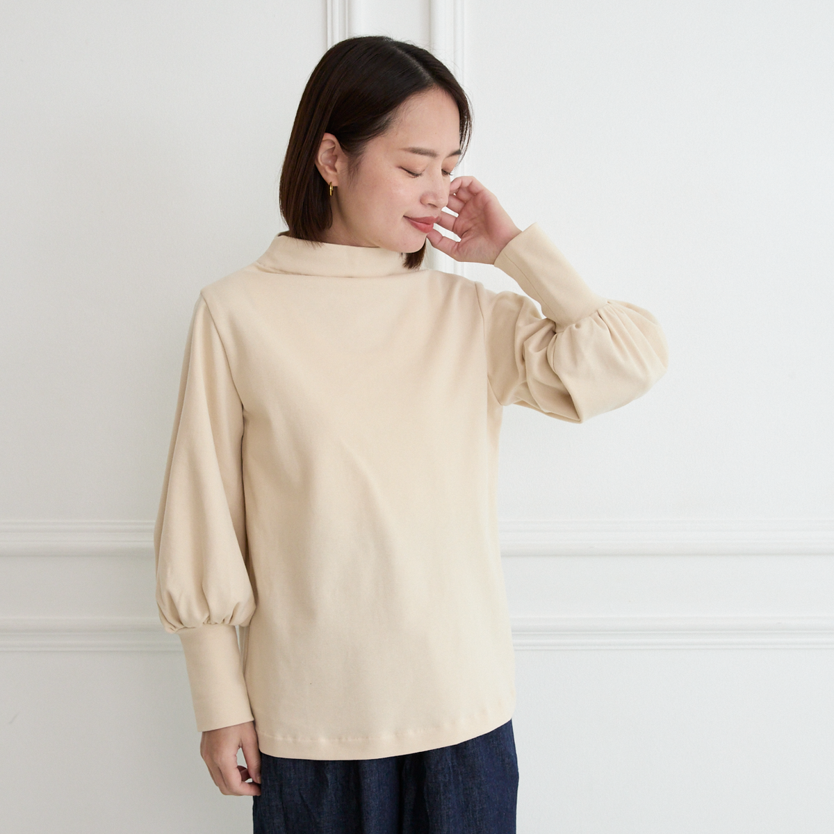 【🧵✨再販🤍🖤3サイズ】ゆとりボトルネック バルーン袖　長袖　エクリュ　0261IV
