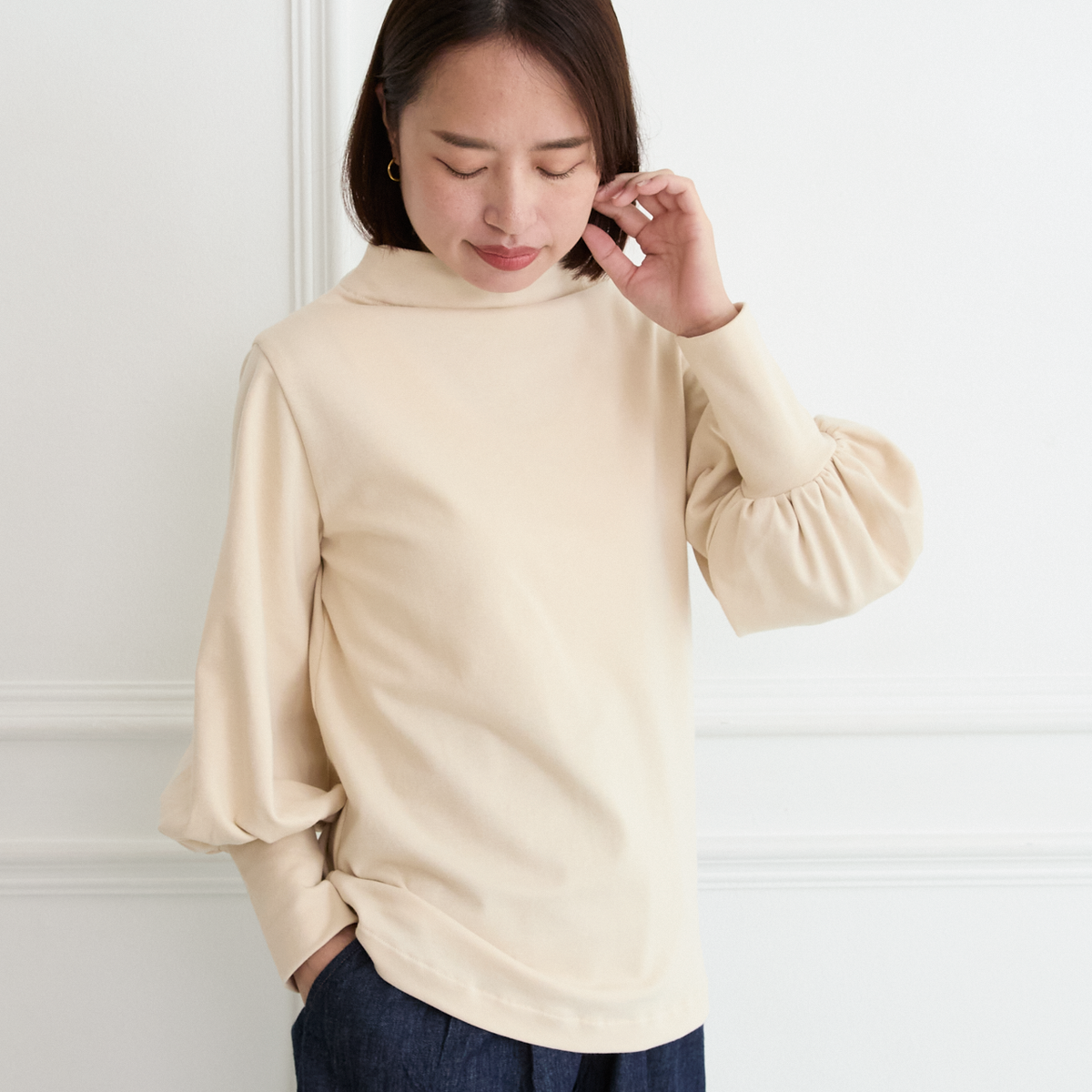 【🧵✨再販🤍🖤3サイズ】ゆとりボトルネック バルーン袖　長袖　エクリュ　0261IV