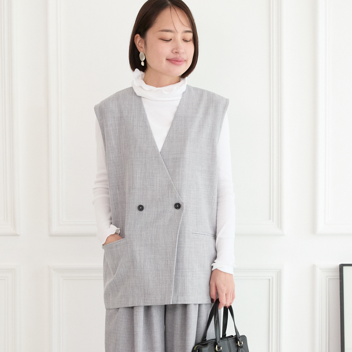 【洗える】エアリーな着こなし バックスリット デザイン ジレ　グレー　0659Grey
