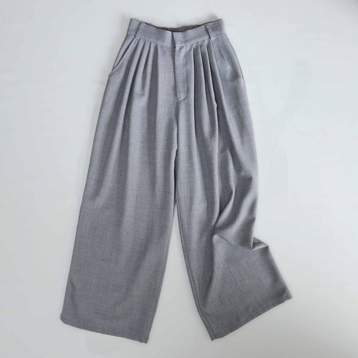 【着回しが効くセットアップ】美シルエット✨ サラサラ素材 ジレとプリーツワイドパンツ セット グレー